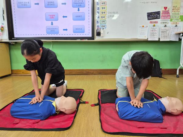 5,6학년 대상 심폐소생술 교육 실시